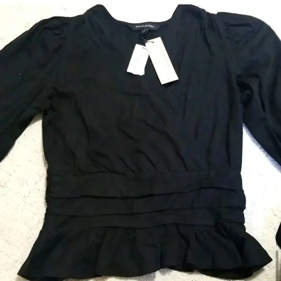 Banana Republic Wrap Top - Picture 3 of 6